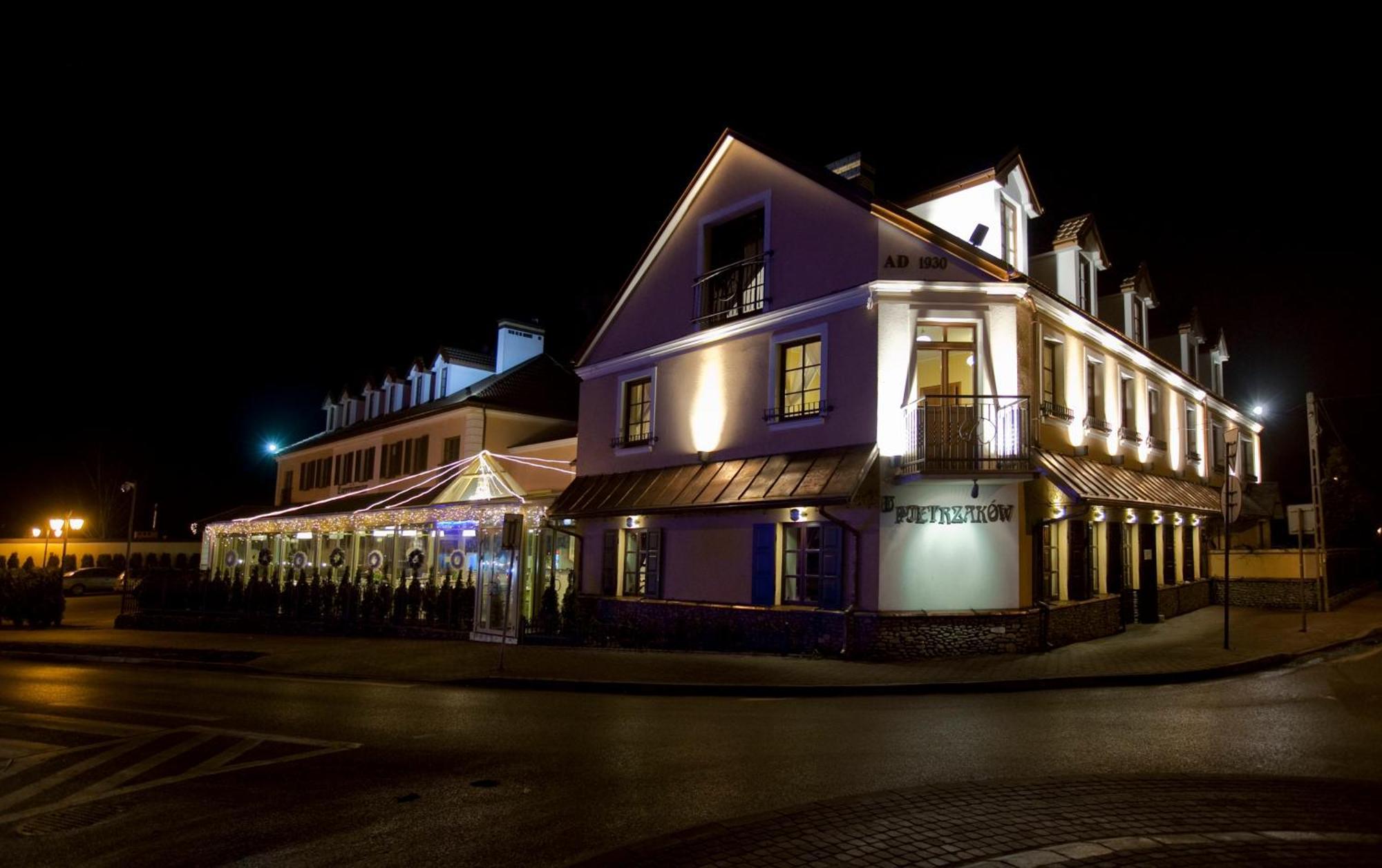 U Pietrzakow Hotel Зелонка Екстериор снимка