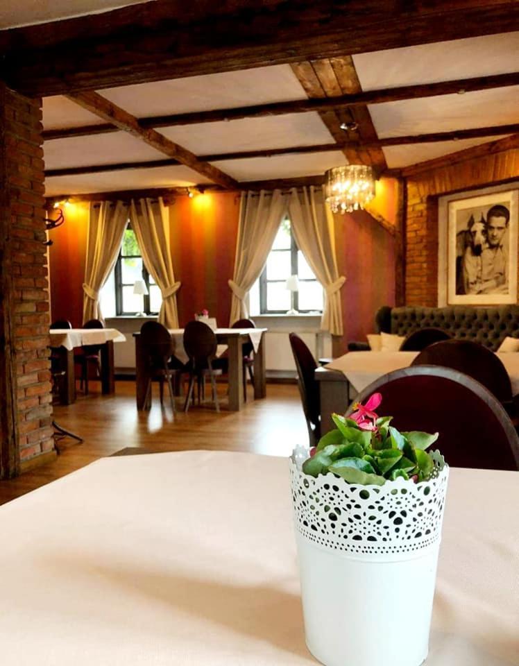 U Pietrzakow Hotel Зелонка Екстериор снимка