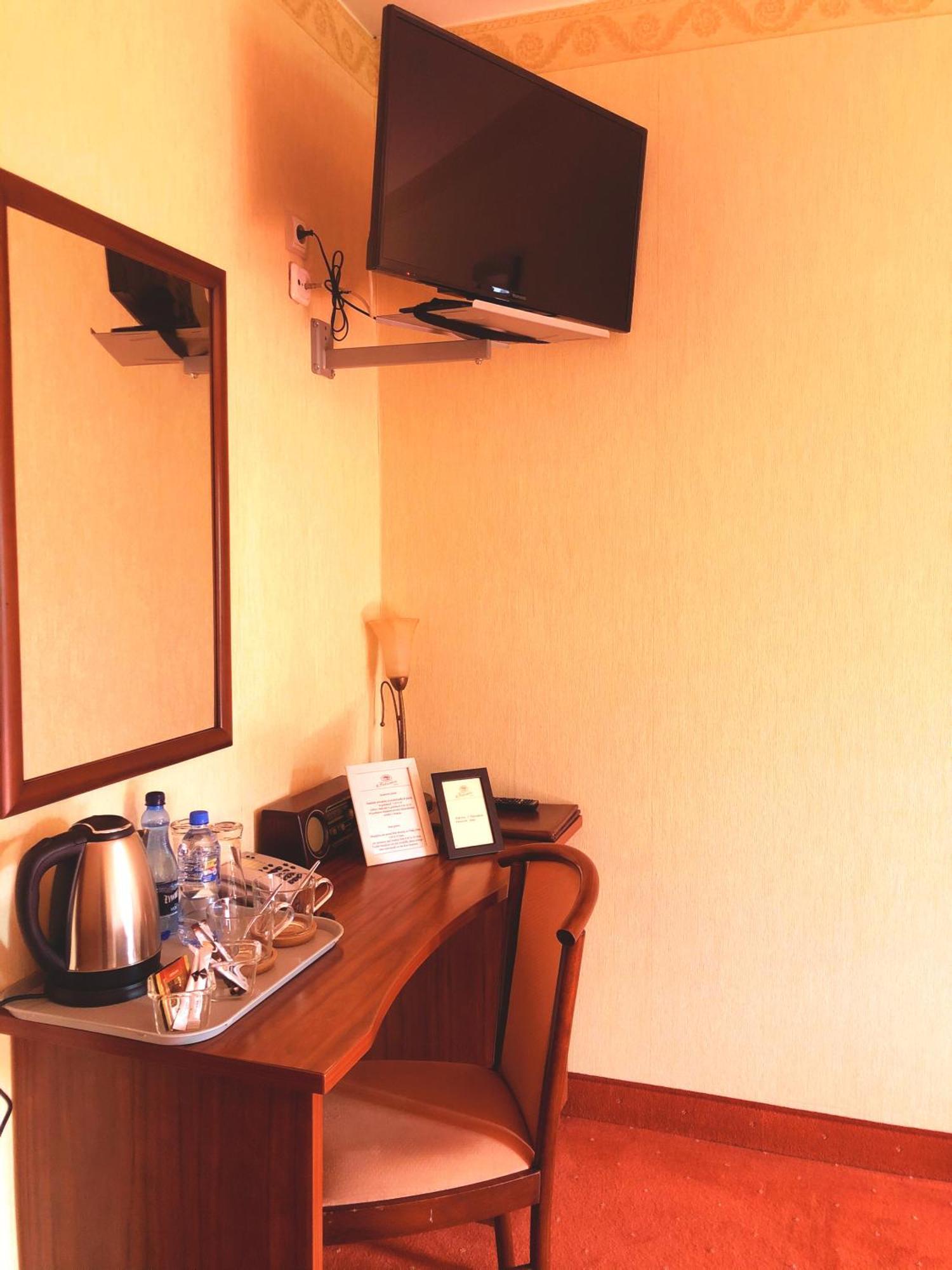 U Pietrzakow Hotel Зелонка Екстериор снимка